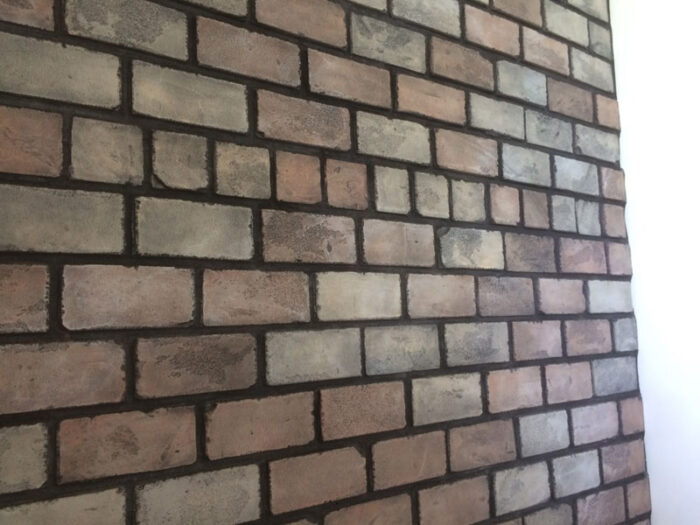 ⭐︎施工事例　エイジング塗装　モルタル造形　壁面レンガ5