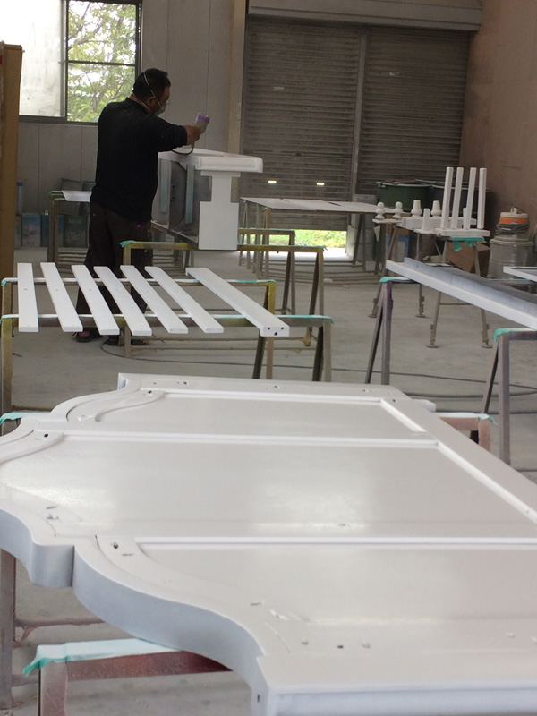 施工事例　ベッド塗装2