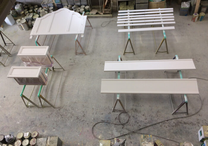 施工事例　ベッド塗装1