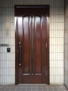 玄関ドア補修後After1 玄関ドア補修後After1